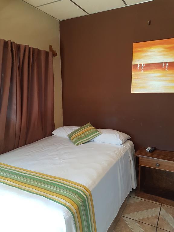 Hotel Miraflores エル・クコ エクステリア 写真